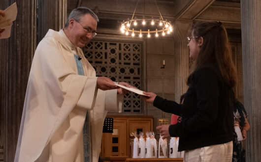 Les participants au parcours Galilée XI lors de la remise de l'attestation, église du Christ-Roi, Fribourg